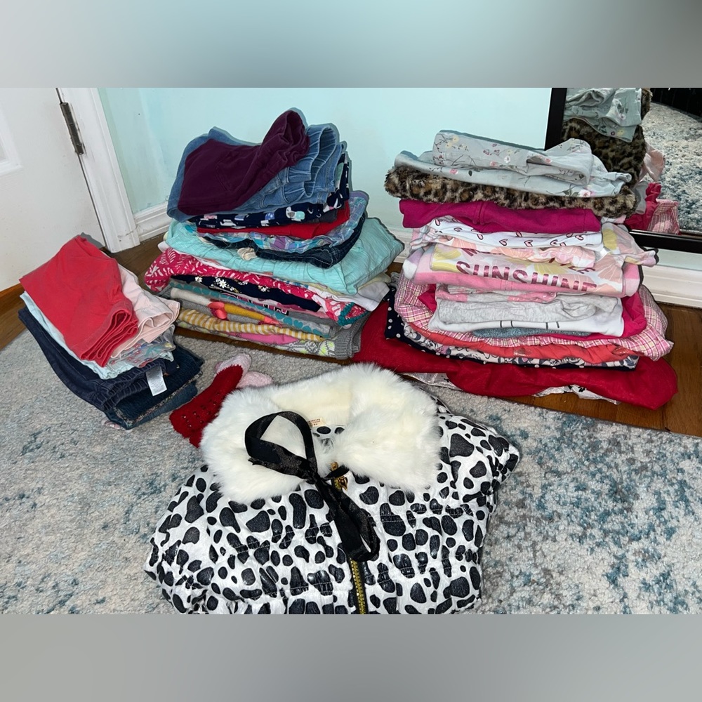 Baby girl clothes lot 24 months